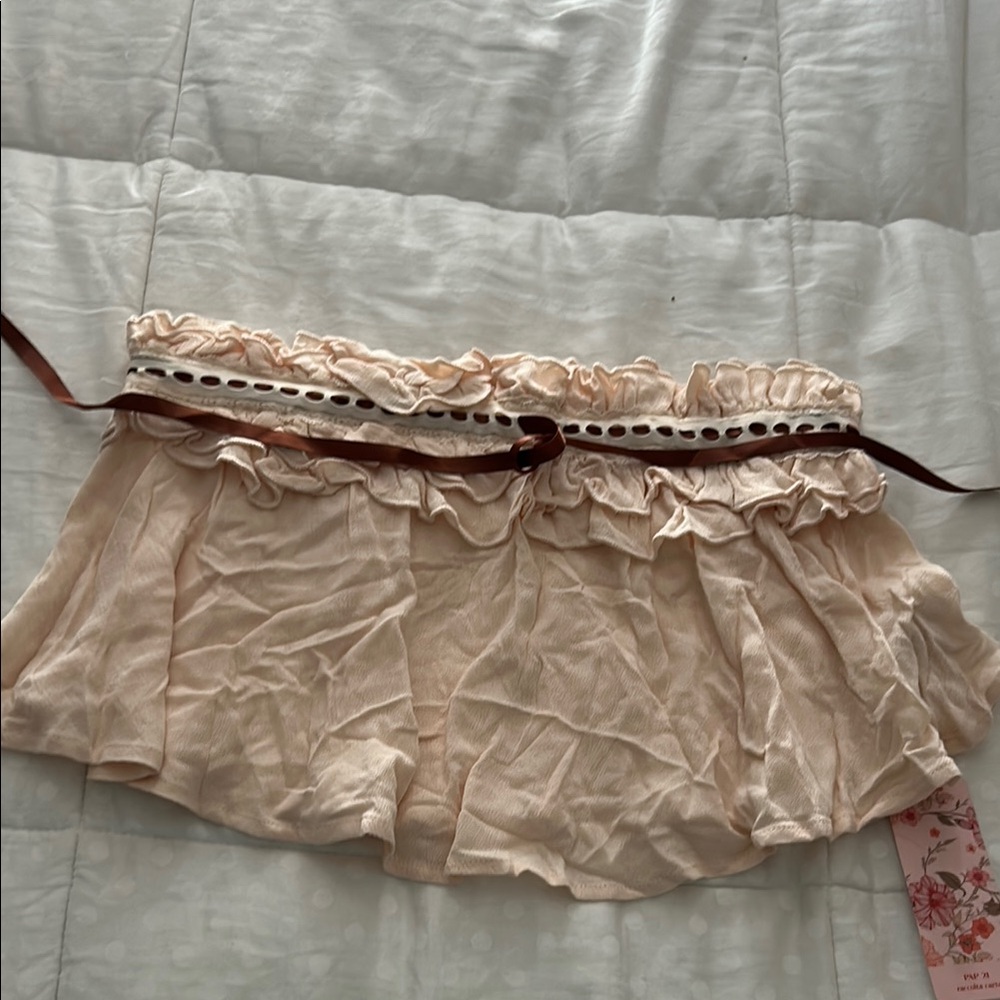 Elegant Cream Mini Skirt with Ribbon Detail